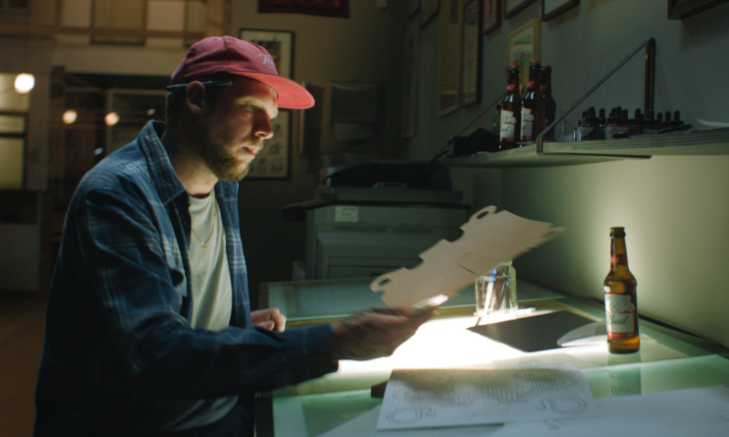 Nederlandse kunstenaar aan de slag met Bud Crate Cover